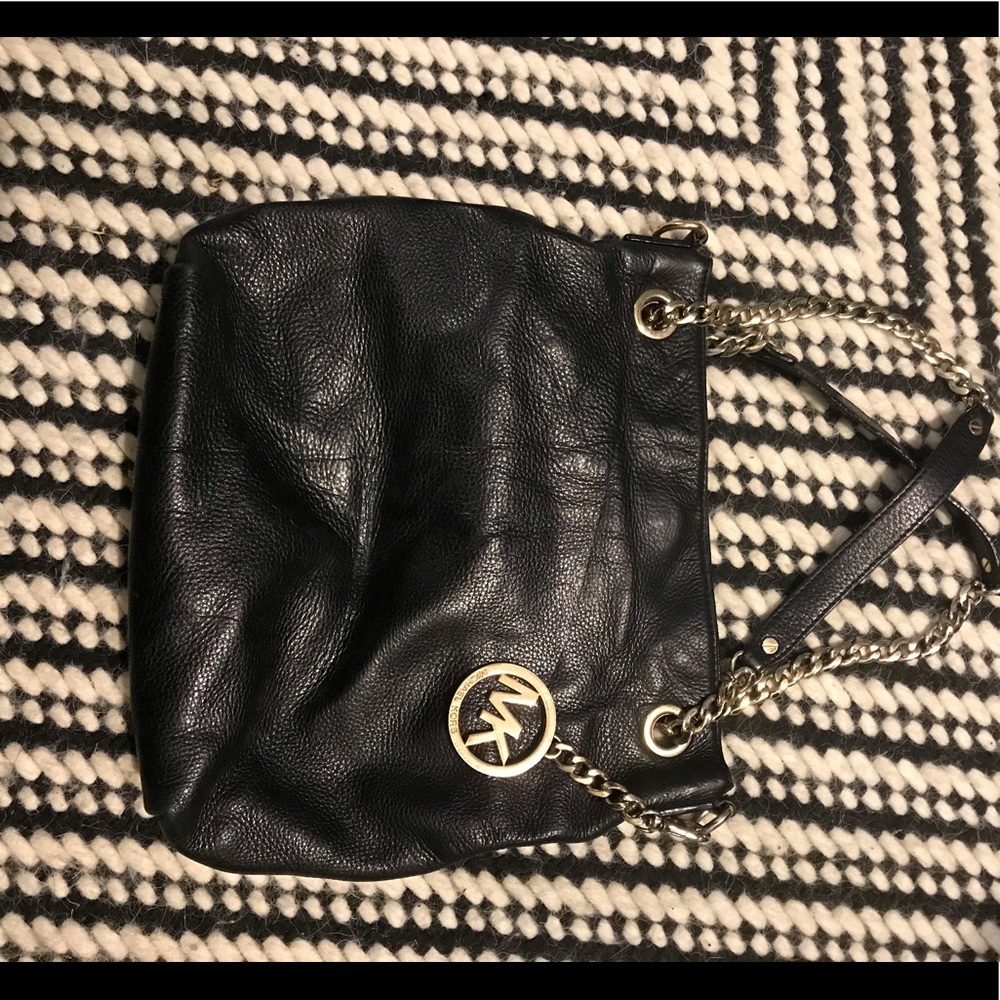 Michael kors crossbody